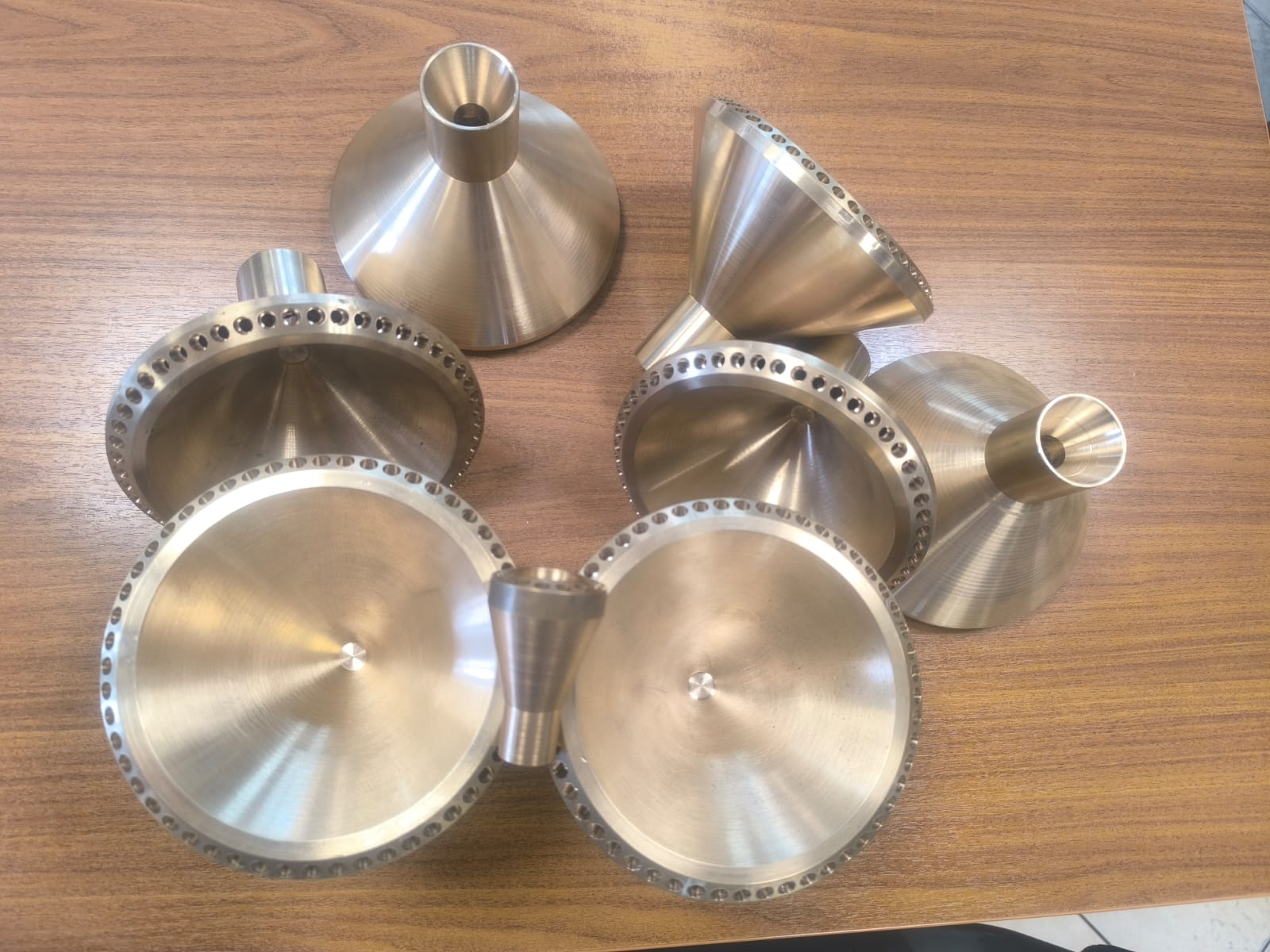 дистрибьюторы мегахолод