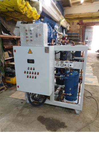 Разработка, производство и поставка компрессорно-рессиверного агрегата на базе винтового компрессора Refcomp для камеры шоковой заморозки куриных полуфабрикатов