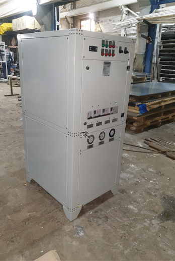 Разработка, производство и поставка компактного чиллера серии МГЧ на базе компрессора Invotech для станка цеха металлообработки